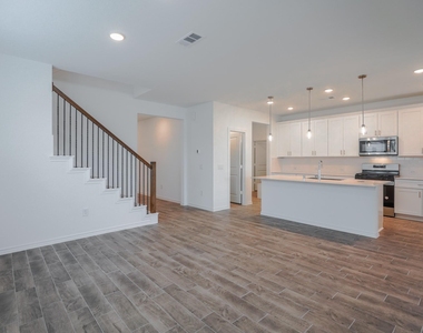 15117 Wild Gully Way - Photo Thumbnail 10