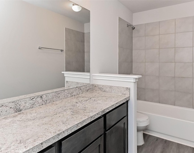 931 Imperial Heights Drive - Photo Thumbnail 7