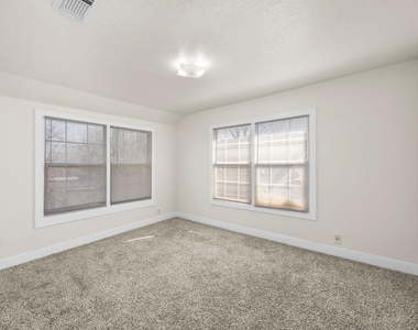 1501 Godwin Street - Photo Thumbnail 14
