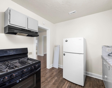1501 Godwin Street - Photo Thumbnail 11