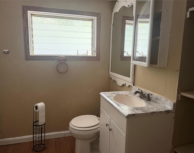 5912 Skylane Drive - Photo Thumbnail 6