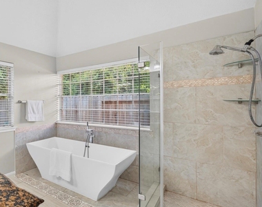 4415 Echo Falls Drive - Photo Thumbnail 15