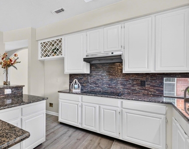 4415 Echo Falls Drive - Photo Thumbnail 13
