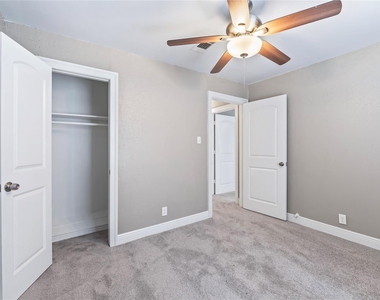 3120 Carter Street - Photo Thumbnail 18