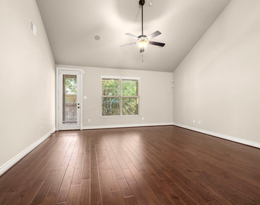 9026 Centennial Drive - Photo Thumbnail 9