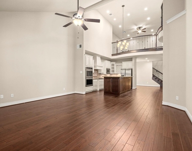 9026 Centennial Drive - Photo Thumbnail 11