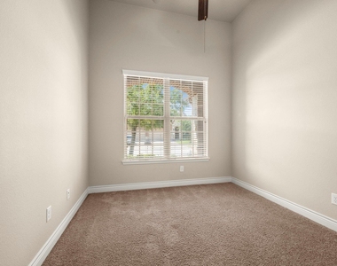 9026 Centennial Drive - Photo Thumbnail 17