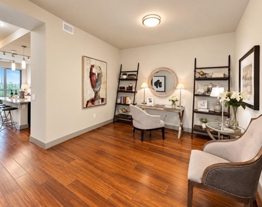 10401 Town And Country Way - Photo Thumbnail 3