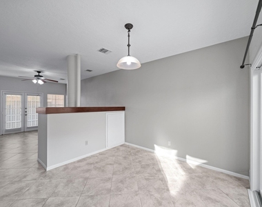 734 Country Place Drive - Photo Thumbnail 11