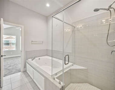 8705 Bryam - Photo Thumbnail 3