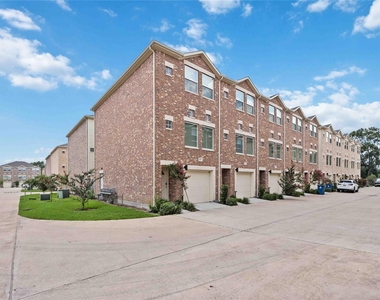 8705 Bryam - Photo Thumbnail 6