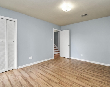11730 Zarroll Drive - Photo Thumbnail 16