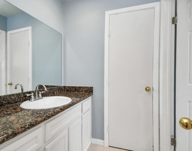 11730 Zarroll Drive - Photo Thumbnail 31