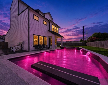 8903 Grovner Place - Photo Thumbnail 34