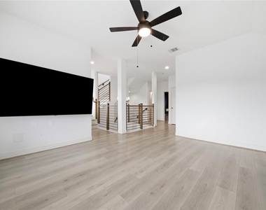 8903 Grovner Place - Photo Thumbnail 22