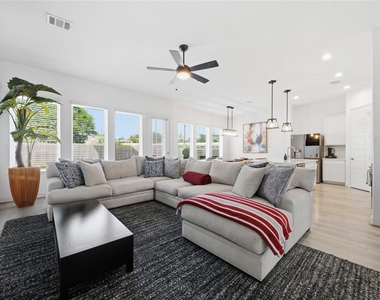 8903 Grovner Place - Photo Thumbnail 5