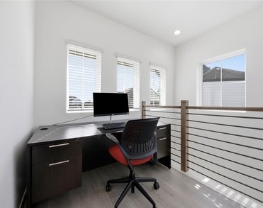 8903 Grovner Place - Photo Thumbnail 26