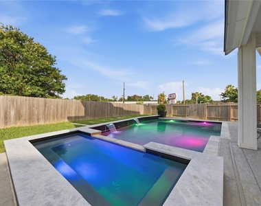 8903 Grovner Place - Photo Thumbnail 29