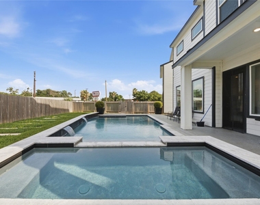 8903 Grovner Place - Photo Thumbnail 30