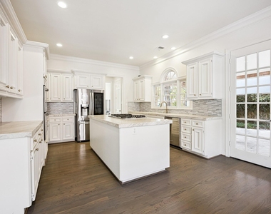 3008 Pittsburg Street - Photo Thumbnail 8
