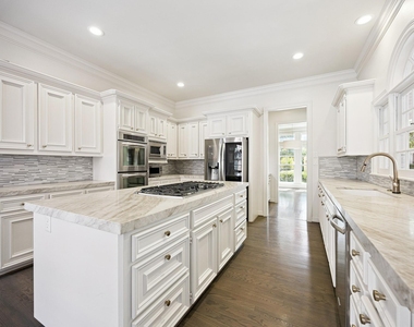 3008 Pittsburg Street - Photo Thumbnail 7