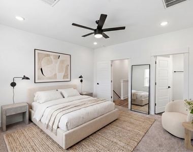 1404 Mansfield Street - Photo Thumbnail 6