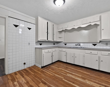 7822 Belbay Street - Photo Thumbnail 9