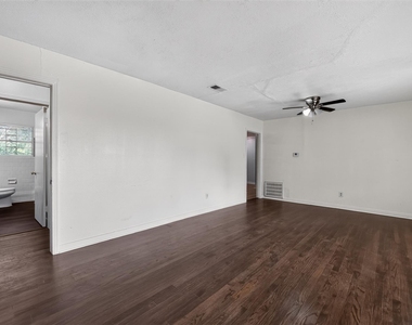 7822 Belbay Street - Photo Thumbnail 4
