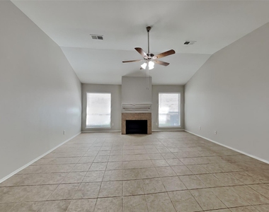 14315 Glade Point Drive - Photo Thumbnail 2
