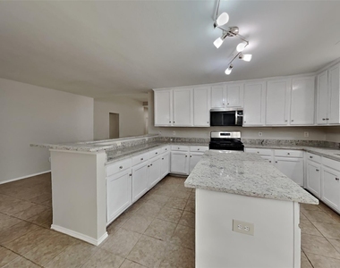 14315 Glade Point Drive - Photo Thumbnail 3
