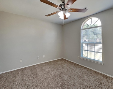 14315 Glade Point Drive - Photo Thumbnail 11