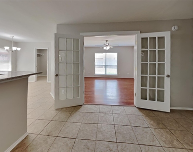 14315 Glade Point Drive - Photo Thumbnail 4