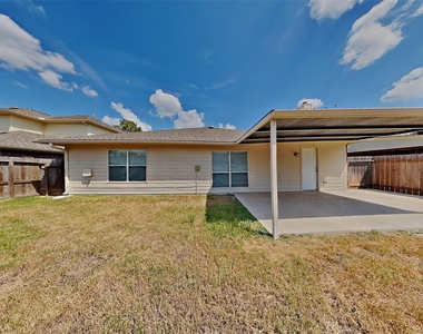 14315 Glade Point Drive - Photo Thumbnail 17