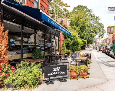 178 Thompson Street - Photo Thumbnail 5