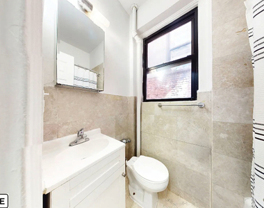 178 Thompson Street - Photo Thumbnail 4