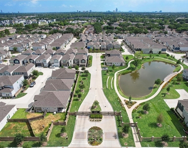 9923 Granary Mill Place - Photo Thumbnail 15