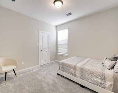 9923 Granary Mill Place - Photo Thumbnail 10
