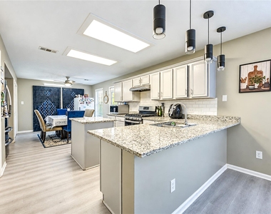 16831 Basewood Court - Photo Thumbnail 3
