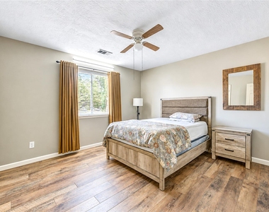 16831 Basewood Court - Photo Thumbnail 38