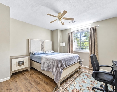16831 Basewood Court - Photo Thumbnail 34
