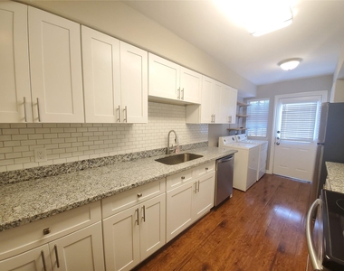 5206 Arboles Drive - Photo Thumbnail 7