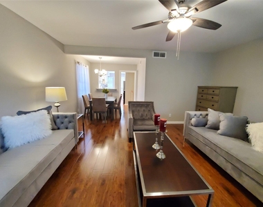 5206 Arboles Drive - Photo Thumbnail 2