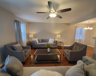 5206 Arboles Drive - Photo Thumbnail 4