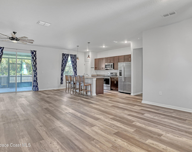 814 Nightengale Street Sw - Photo Thumbnail 5