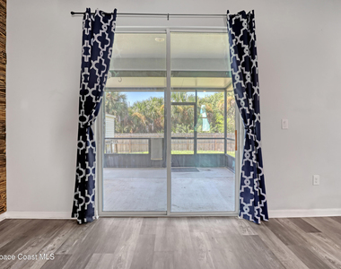 814 Nightengale Street Sw - Photo Thumbnail 13