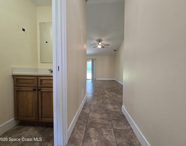 1624 Espejo Street Se - Photo Thumbnail 1