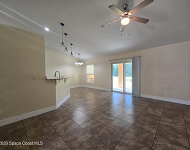1624 Espejo Street Se - Photo Thumbnail 10