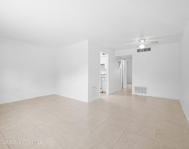 89 Nw Irwin Avenue - Photo Thumbnail 3