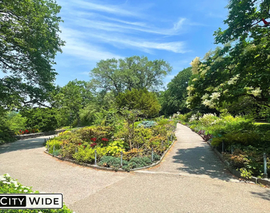 690 Ft Washington Avenue - Photo Thumbnail 8