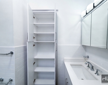 West 72 Street - Photo Thumbnail 6